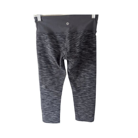 LULULEMON ATHLETICA Wunder Under Crop Size 4 - Picture 4 of 4